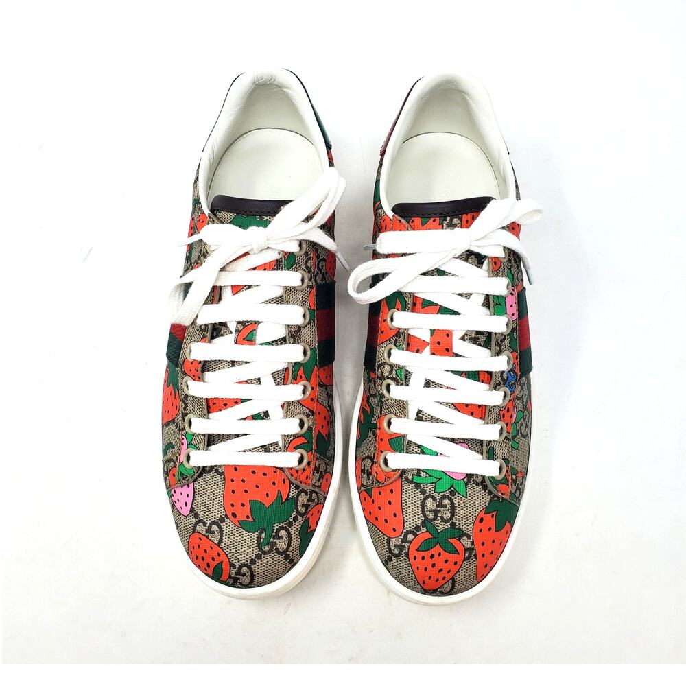 Gucci GG Supreme Monogram Logo Strawberry Lace Up Sneaker wears like a 7 1/2. - Picture 3 of 12
